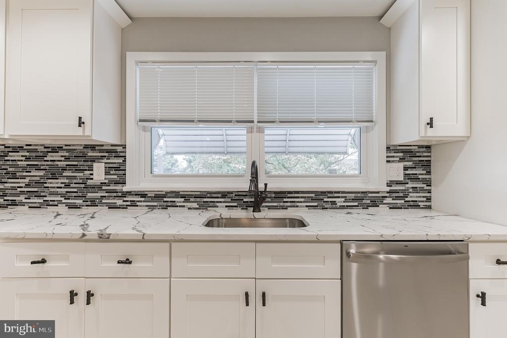 2603 Orthodox Street - Photo 16