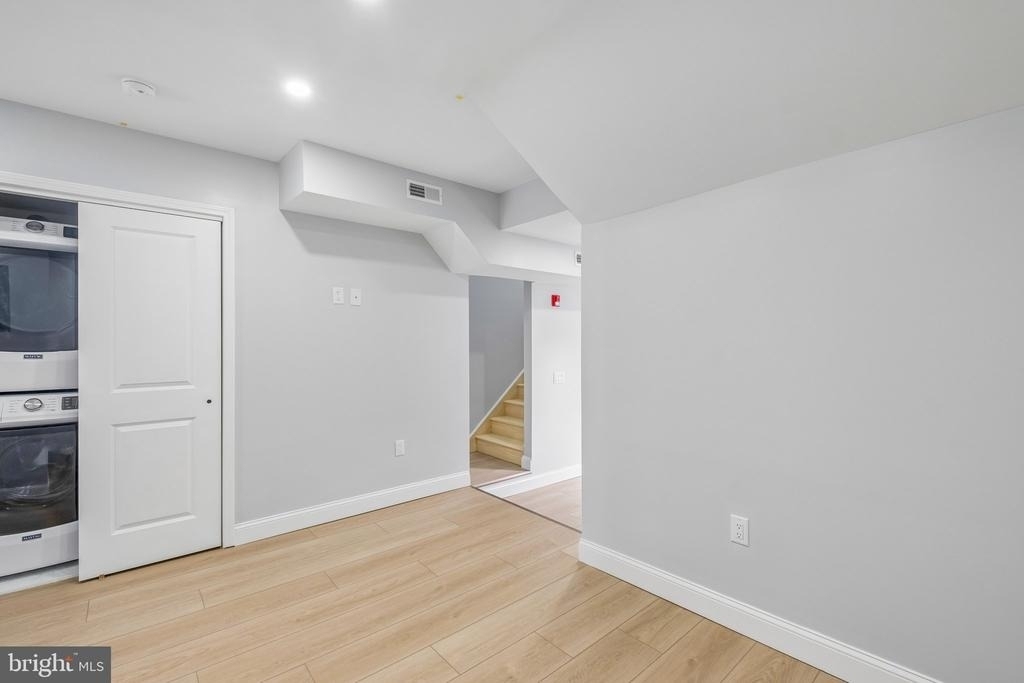 617 8th Street S - Photo 11