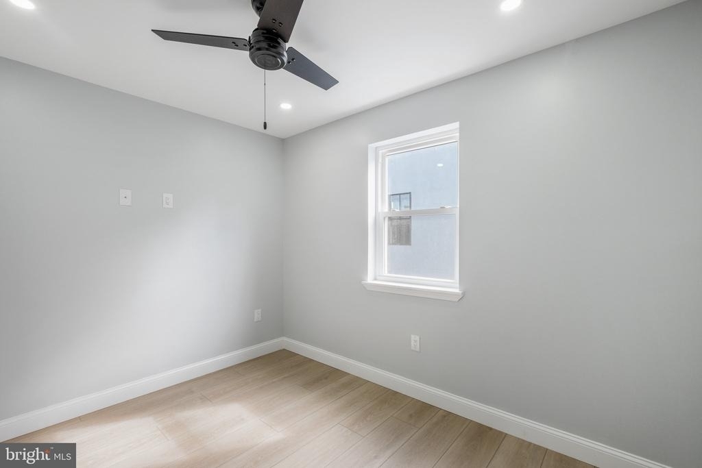 617 8th Street S - Photo 6