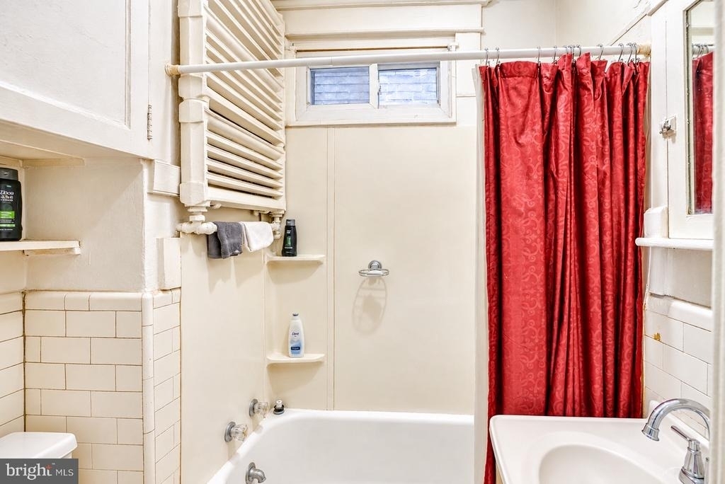 7106 Torresdale Avenue - Photo 8