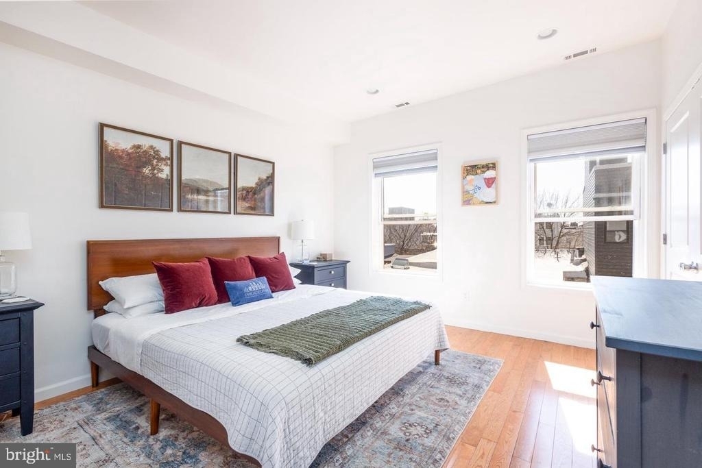 1826 Christian Street - Photo 9