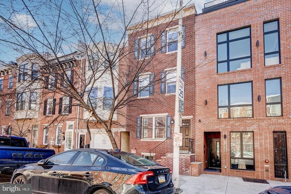 1826 Christian Street - Photo 15