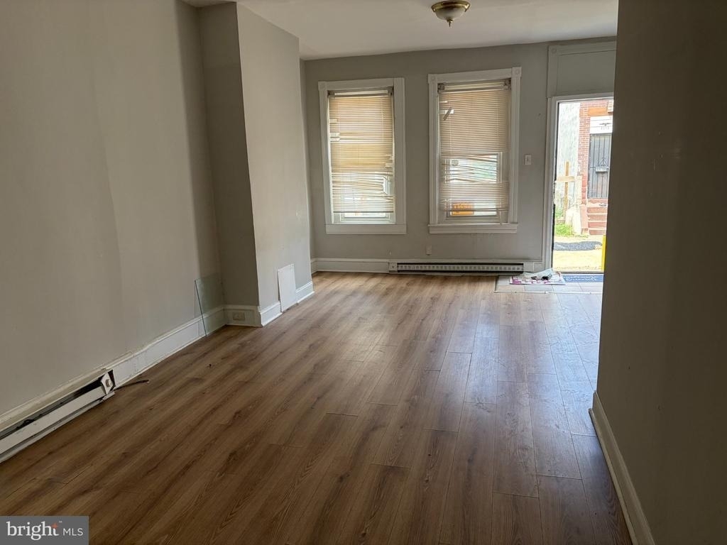 3221 Potter Street - Photo 2