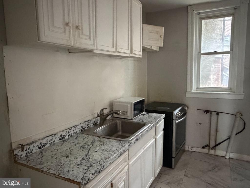 3221 Potter Street - Photo 3