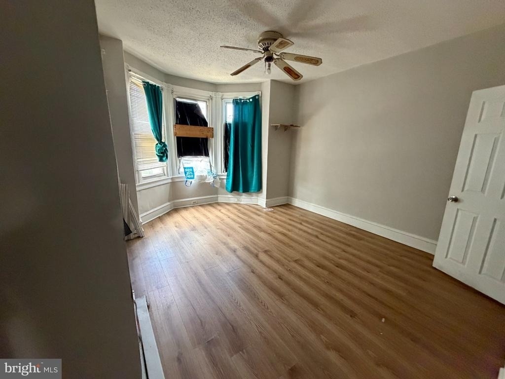 3221 Potter Street - Photo 7