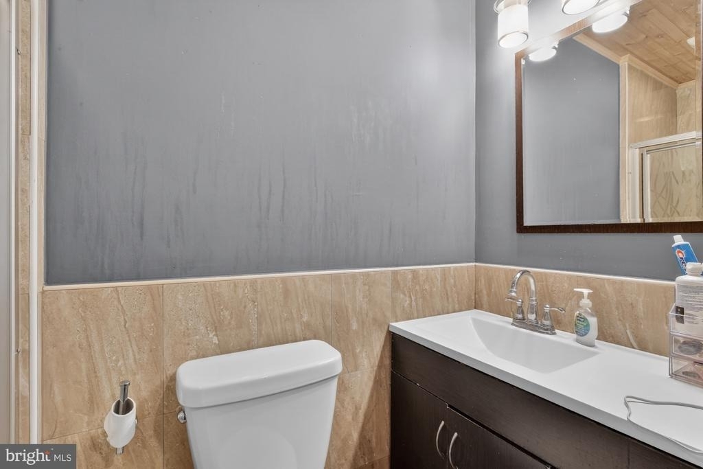 416 E Flora Street - Photo 6