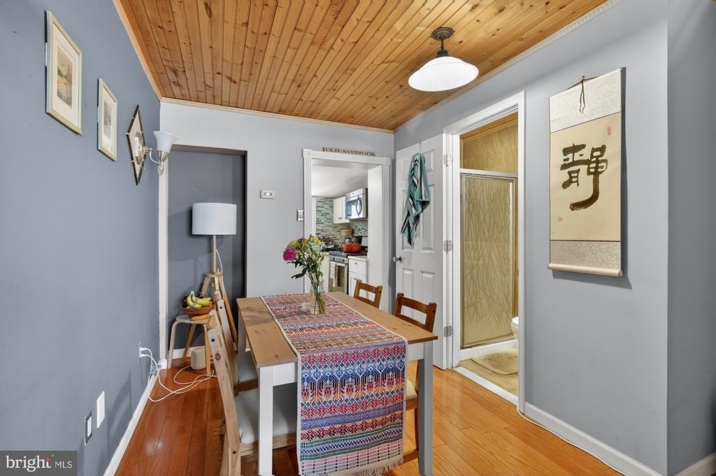 416 E Flora Street - Photo 3