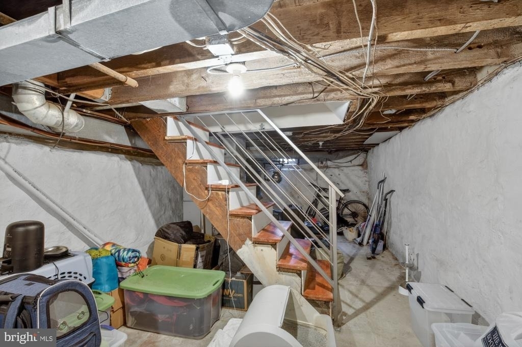 416 E Flora Street - Photo 13
