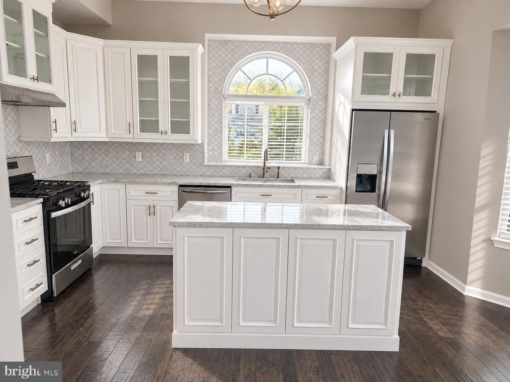 173 Providence Lane - Photo 3