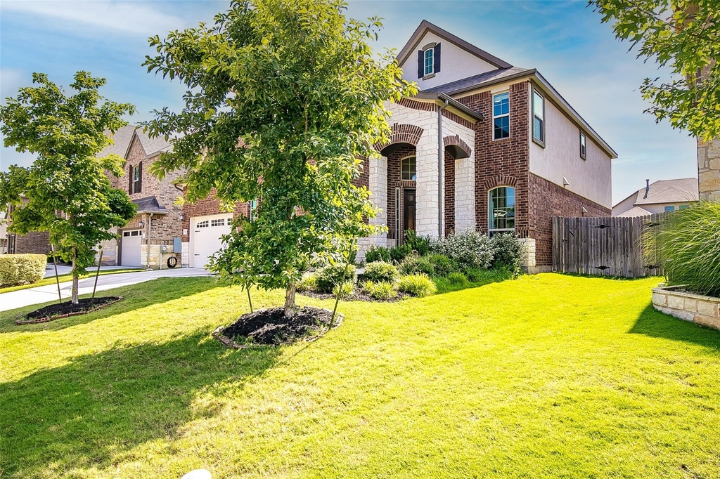 731 Expedition Way - Photo 1