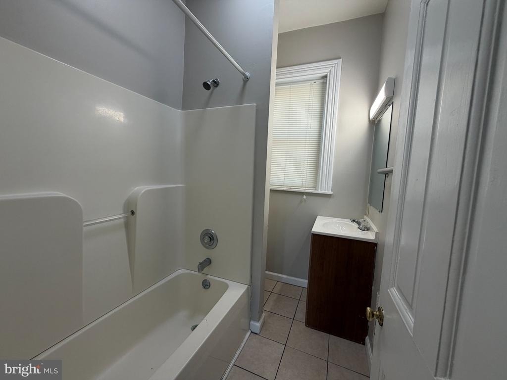 905 Swede Street - Photo 8