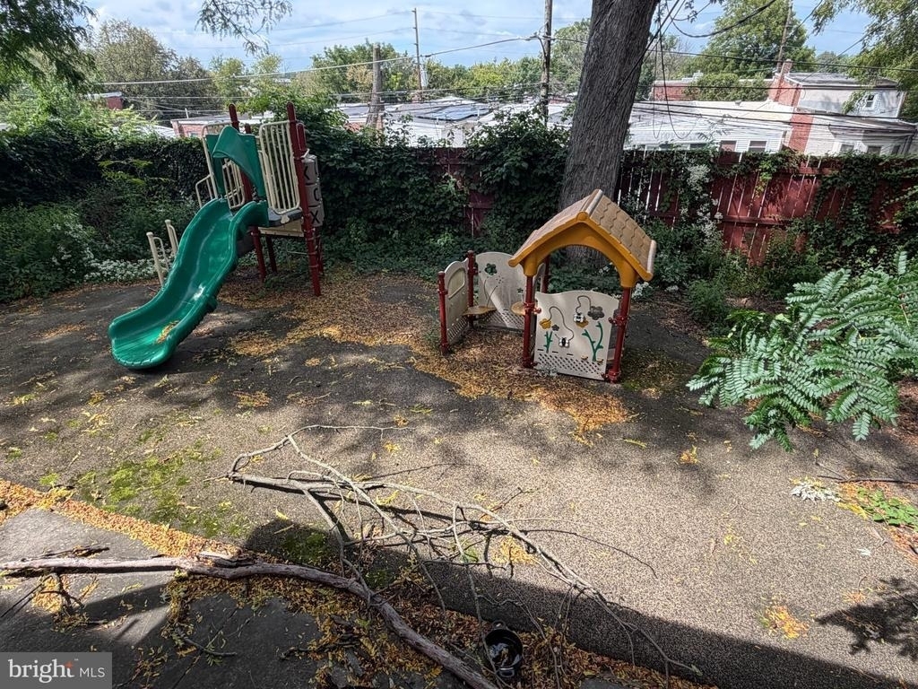 905 Swede Street - Photo 16