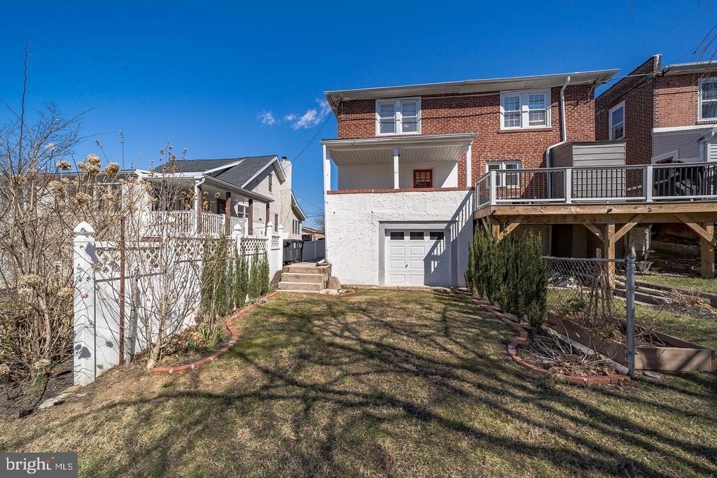 207 W 11th Avenue - Photo 34