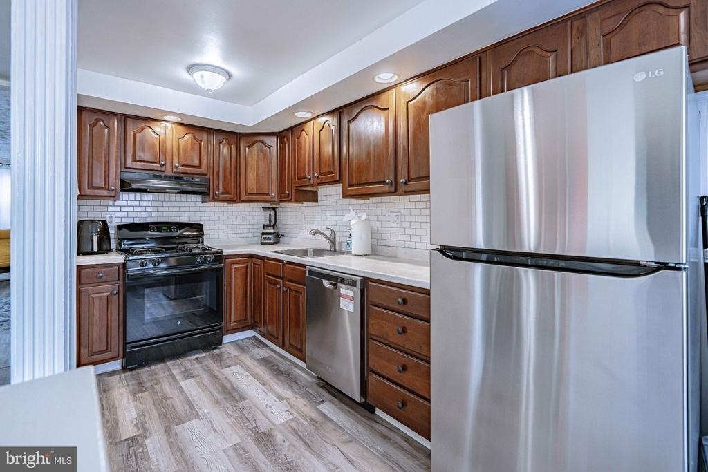 757 Benton - Photo 5