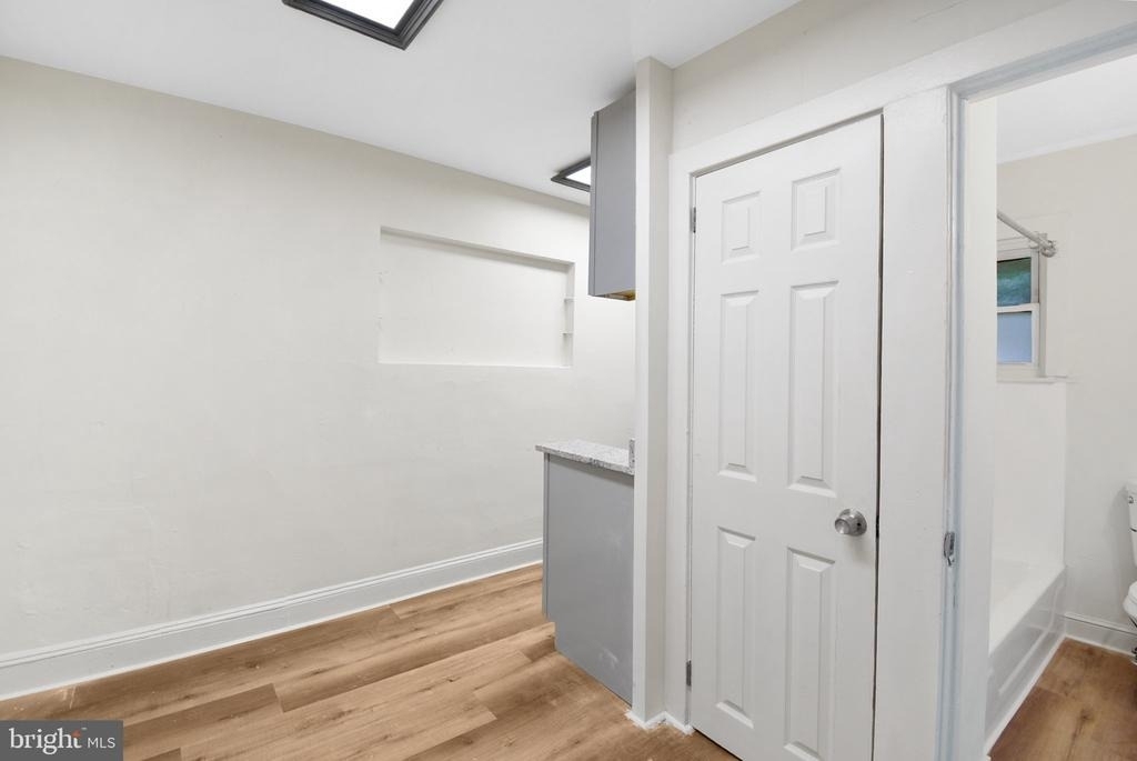 126 N Wycombe Avenue - Photo 1