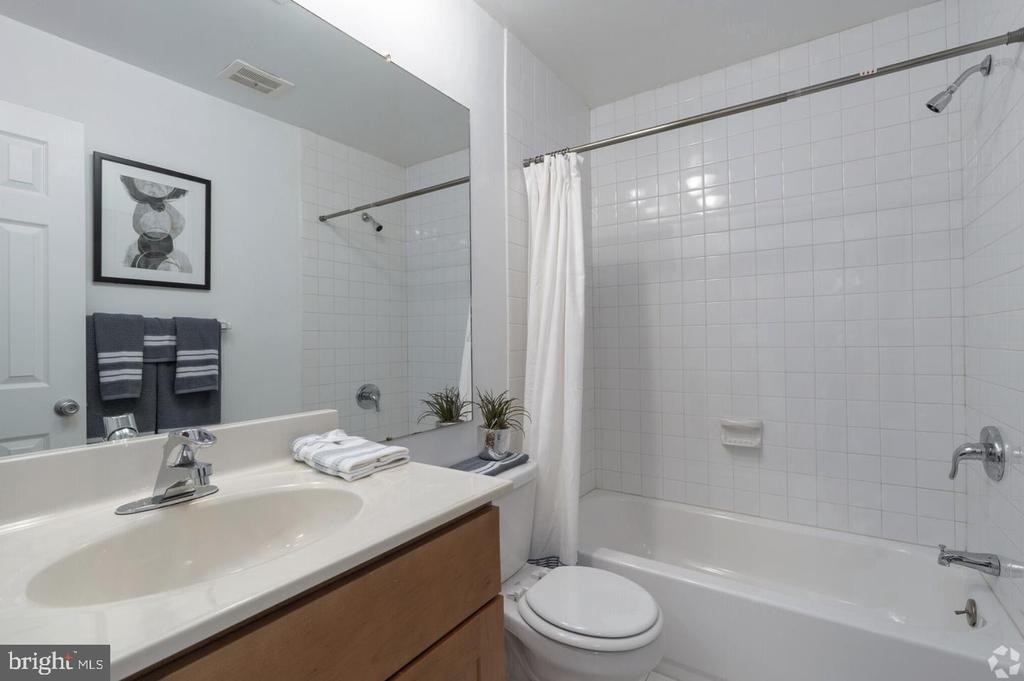 284 Iven Avenue - Photo 11