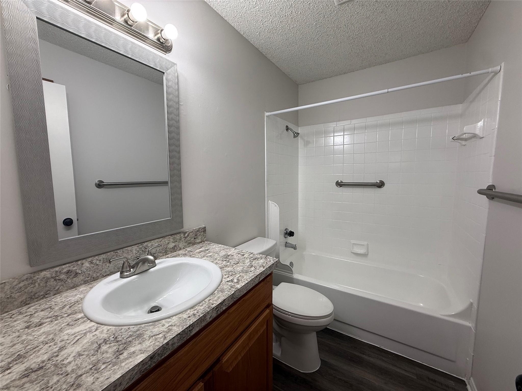 8911 Schick Rd - Photo 8
