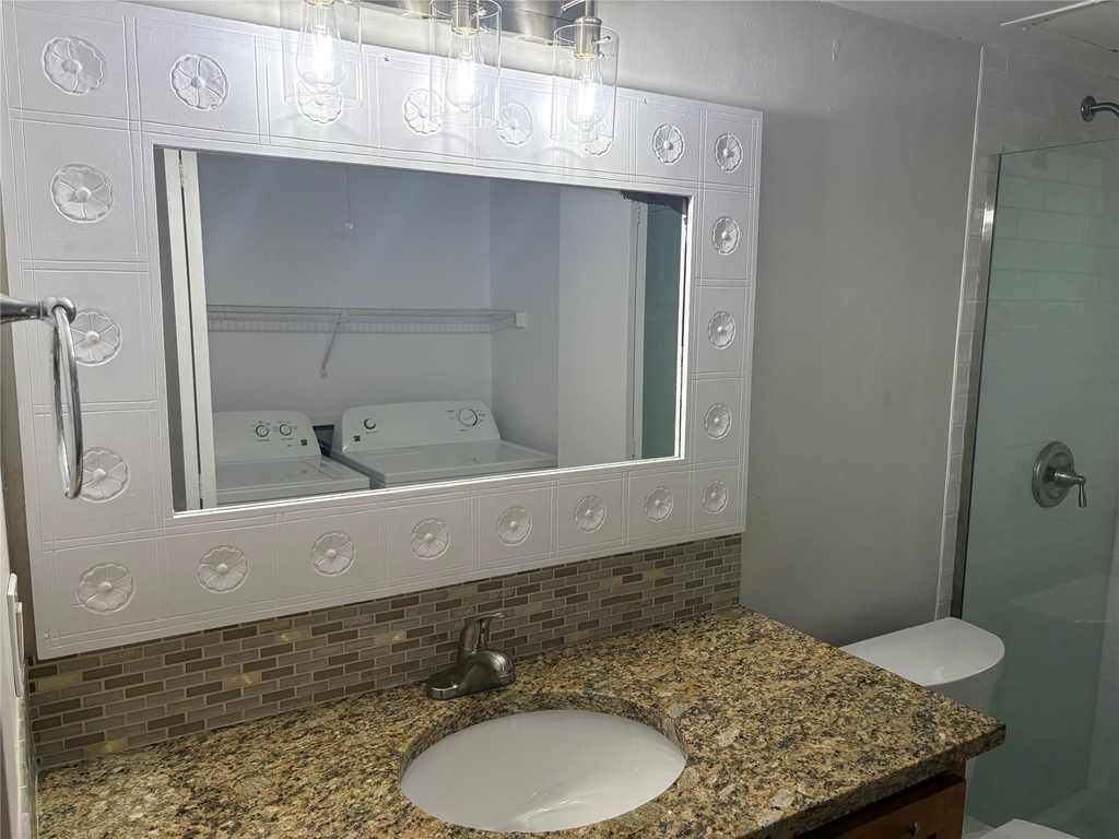 1015 E Yager Ln - Photo 27