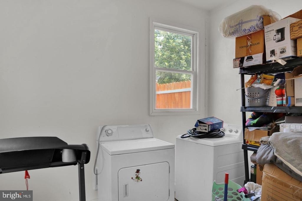 833 Green Street - Photo 7