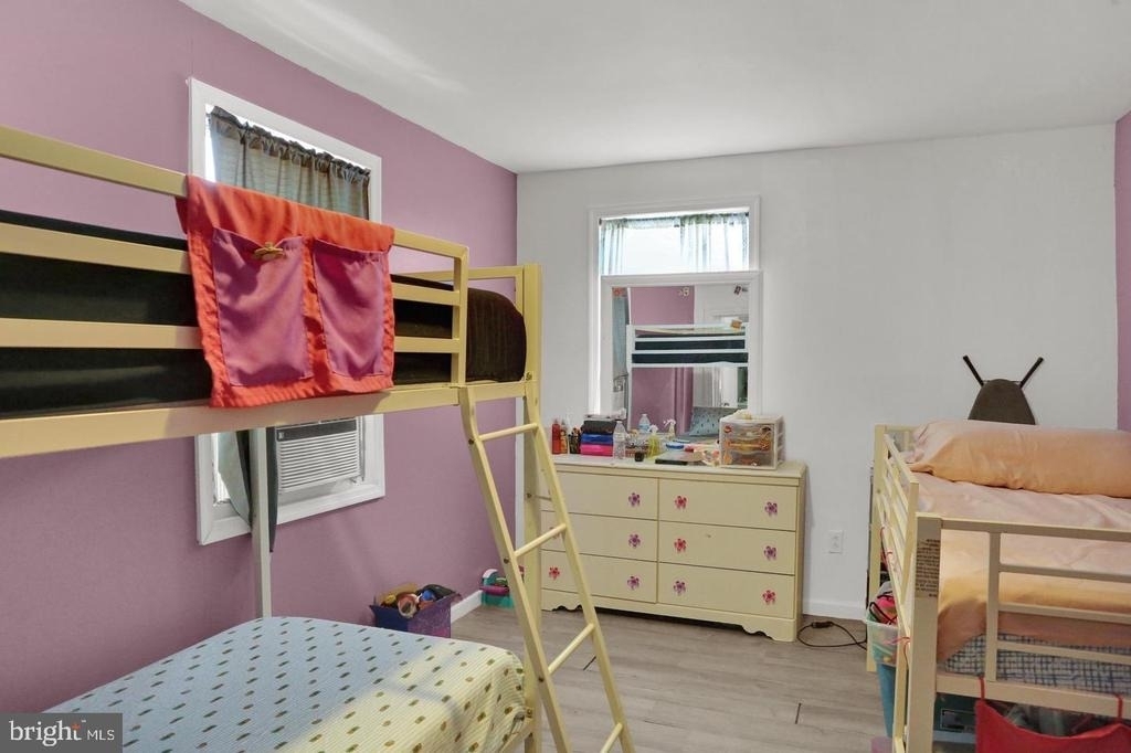 833 Green Street - Photo 13