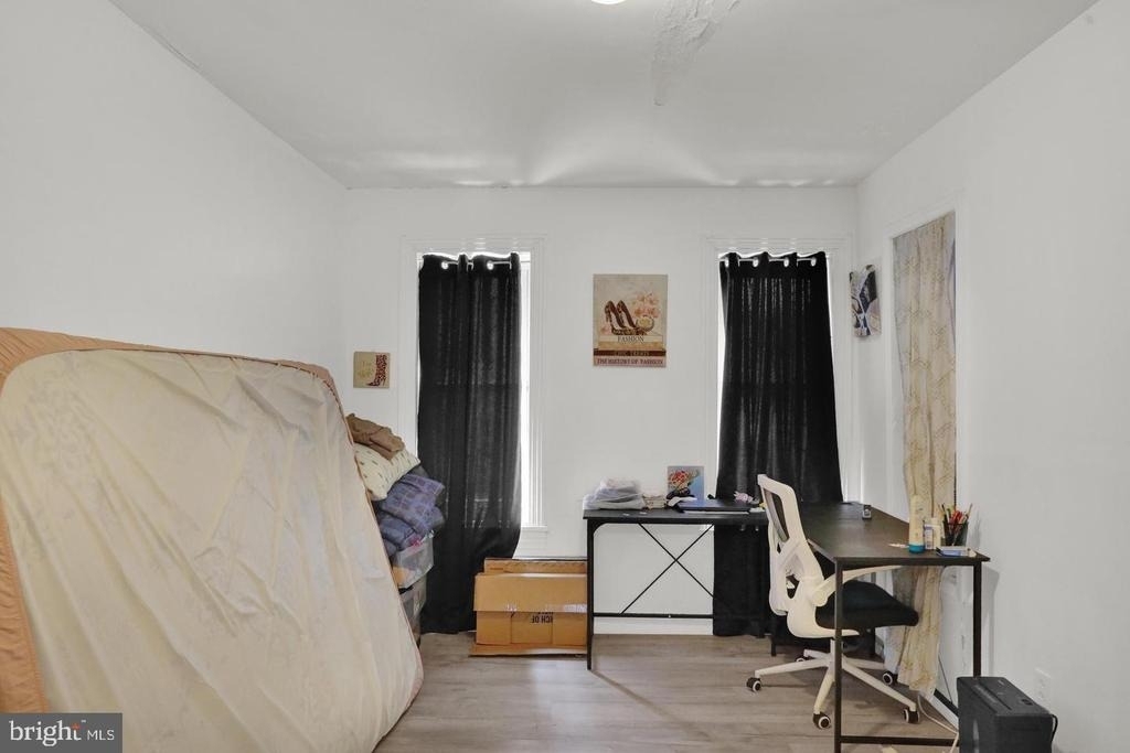 833 Green Street - Photo 10