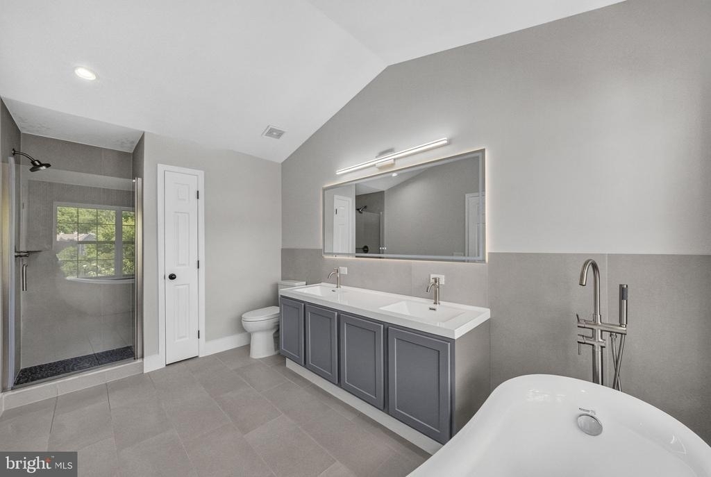 132 S Barrow Place - Photo 11