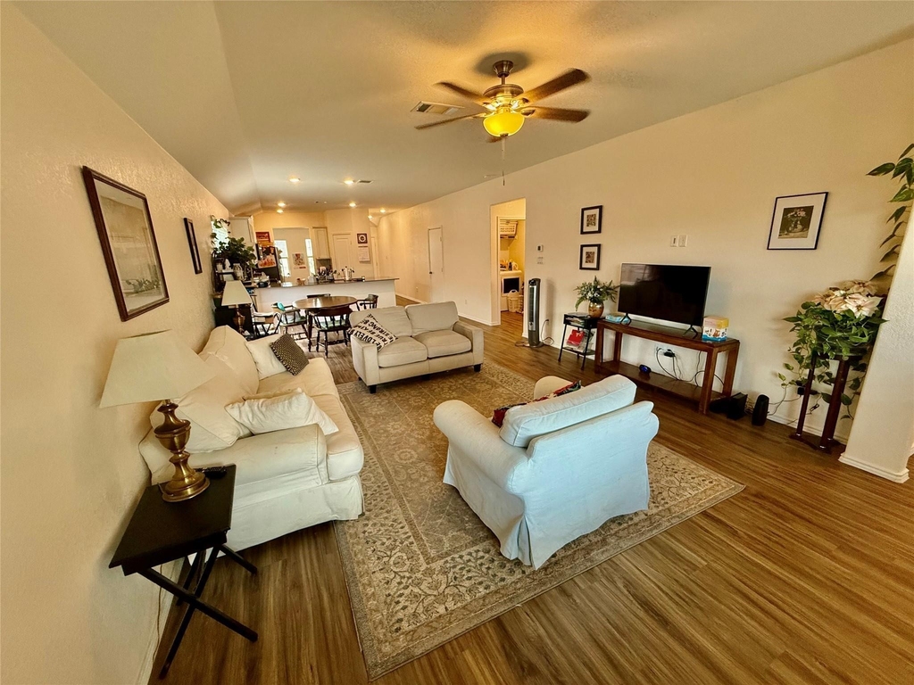 5612 Bellissima Way - Photo 8