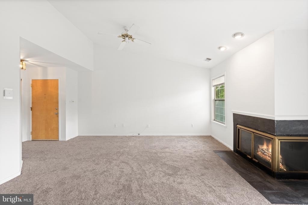 104 Heritage Boulevard - Photo 8