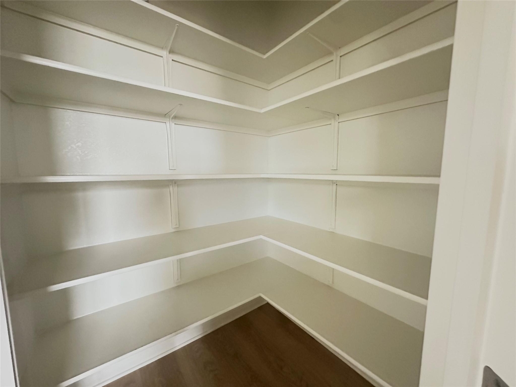 433 Brody Ln - Photo 10