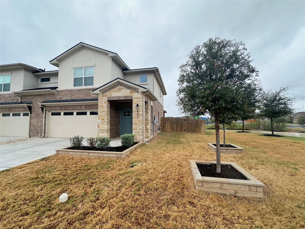 433 Brody Ln - Photo 1