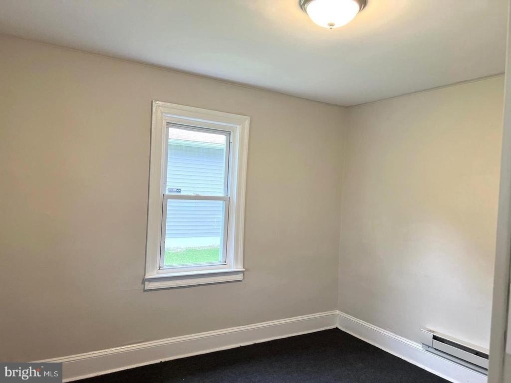 504 New Freedom Road Road - Photo 6