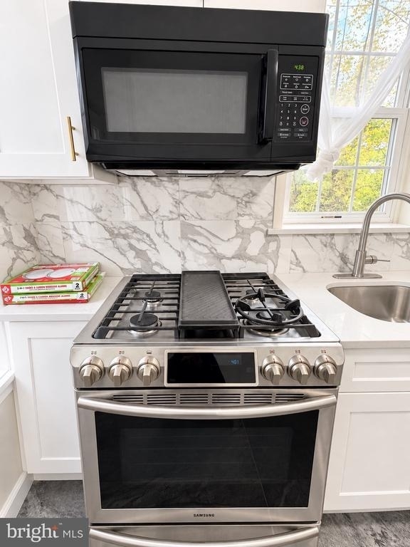 264 6th Avenue - Photo 13