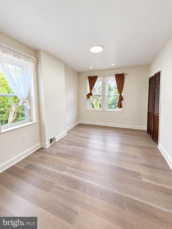 264 6th Avenue - Photo 15