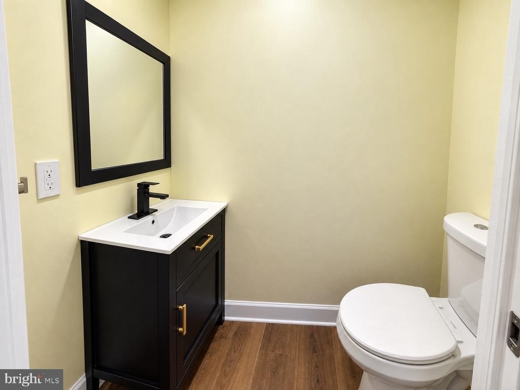 264 6th Avenue - Photo 7