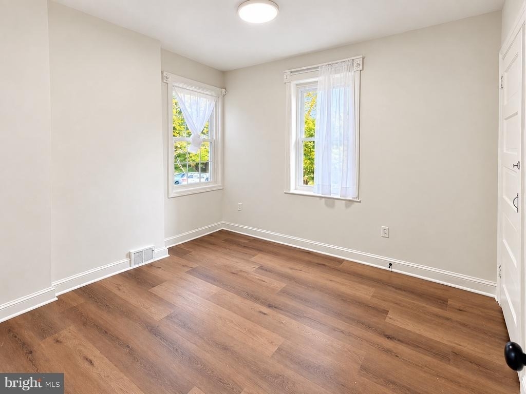 264 6th Avenue - Photo 21