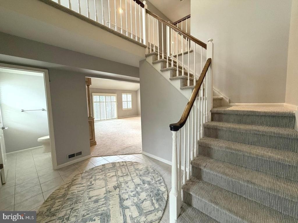 208 Hazelwood Lane - Photo 3