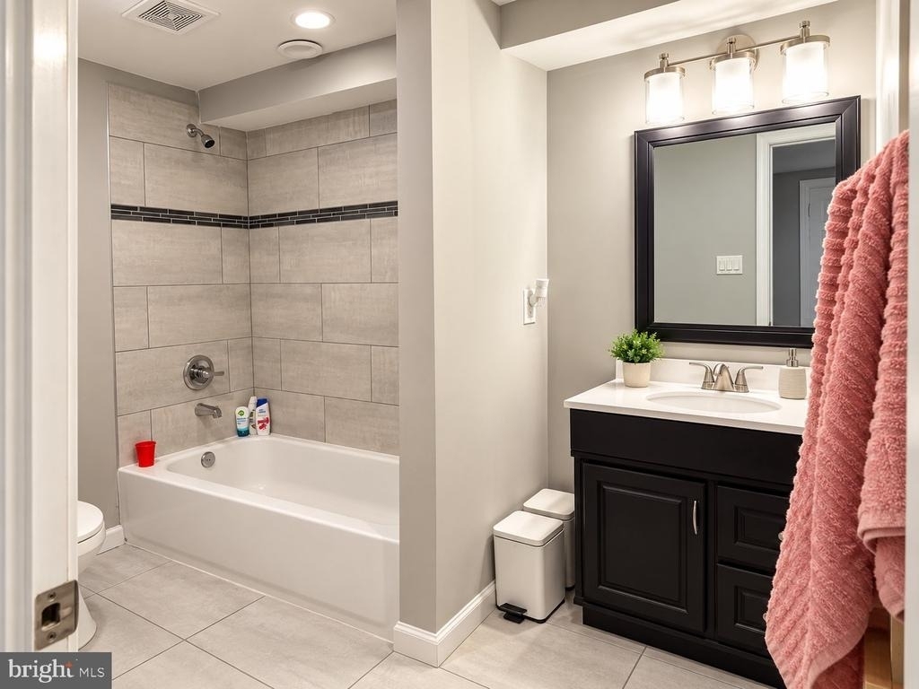 925 Clovis Avenue - Photo 9