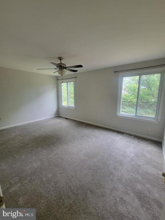 8903 Blackbriar Court - Photo 12