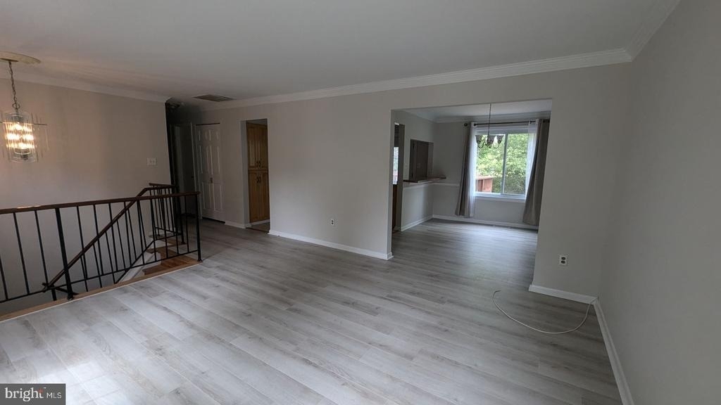 8903 Blackbriar Court - Photo 3