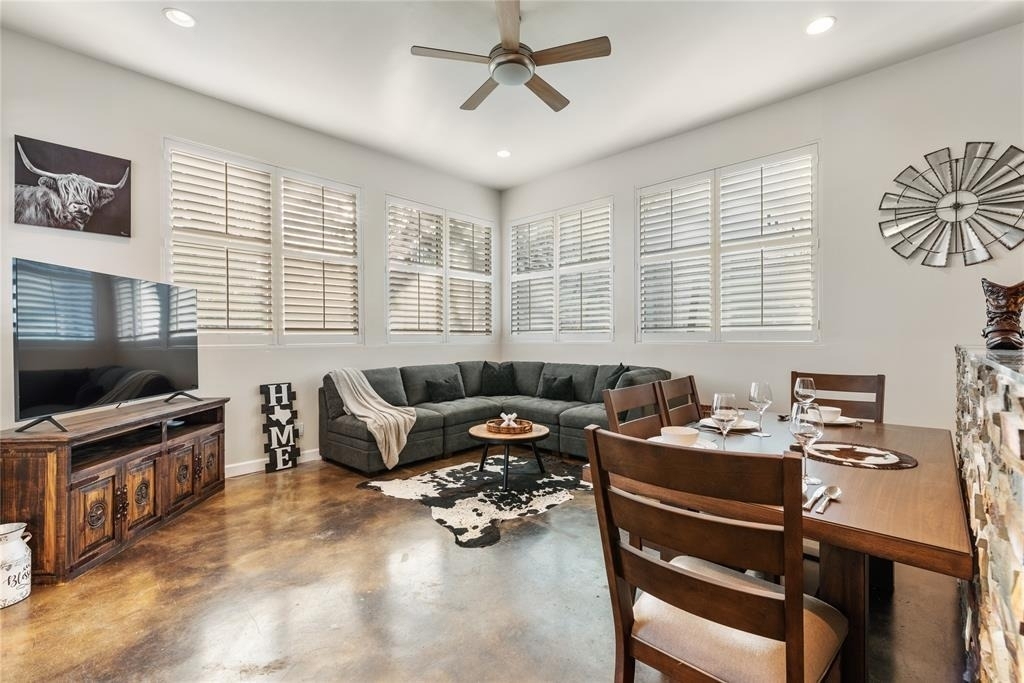 2612 Carnarvon Ln - Photo 8