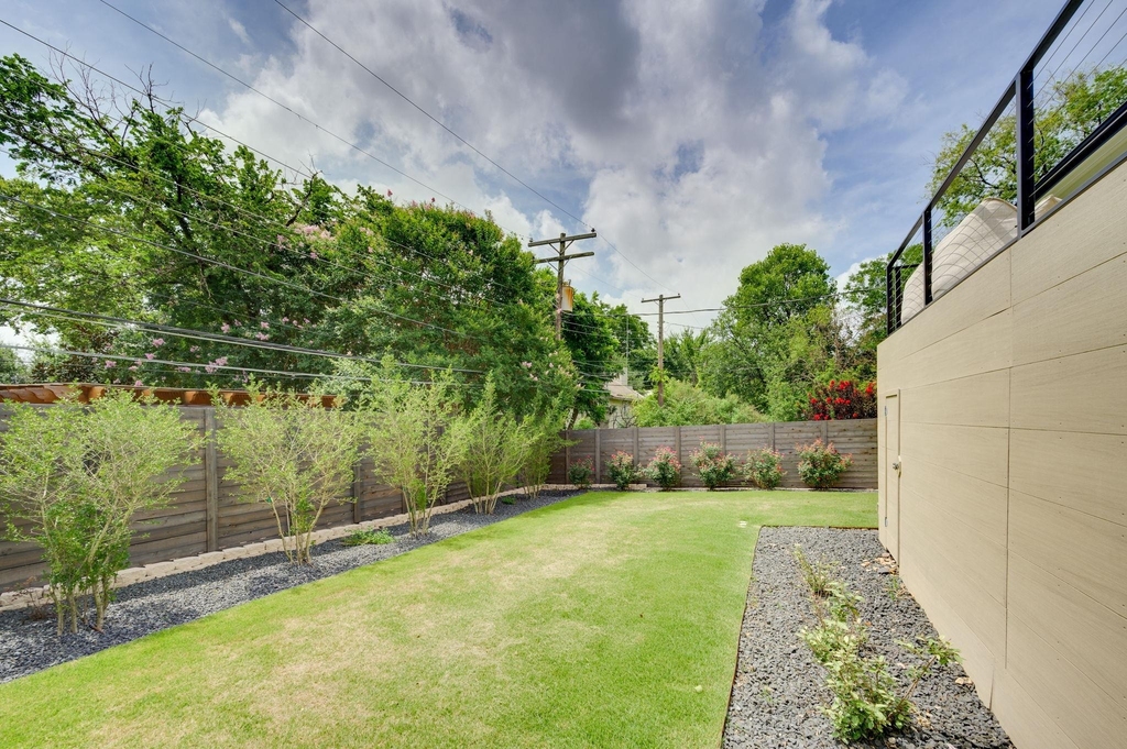 2415 Mccall Rd - Photo 39