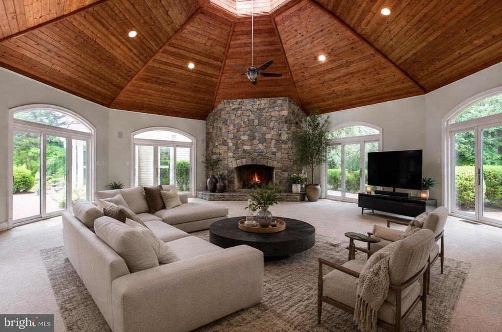 11501 Skipwith Lane - Photo 18