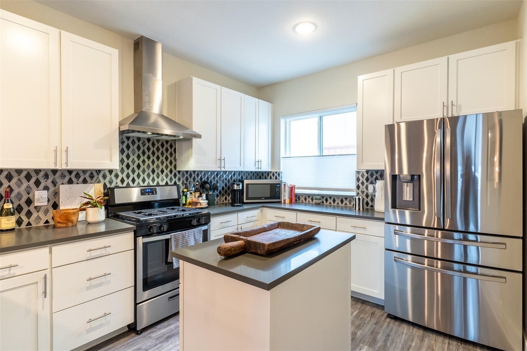 2827 Manor Rd - Photo 5