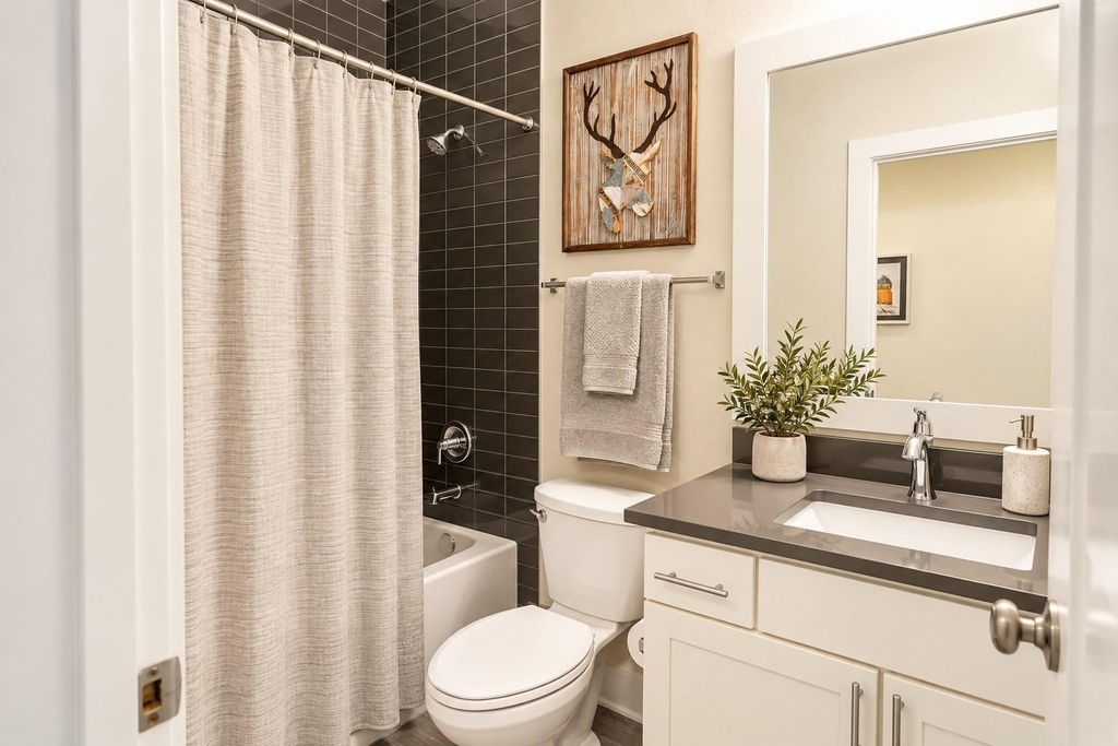 2827 Manor Rd - Photo 8