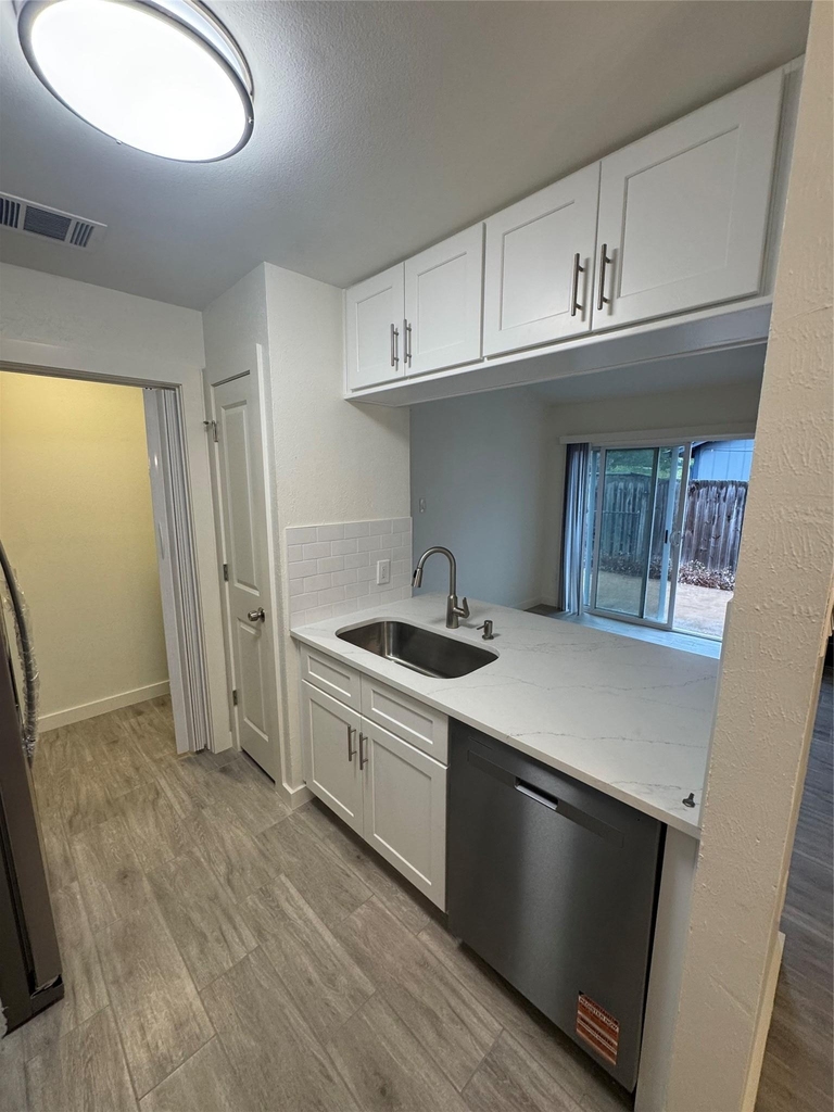 3617 Leafield Dr - Photo 8