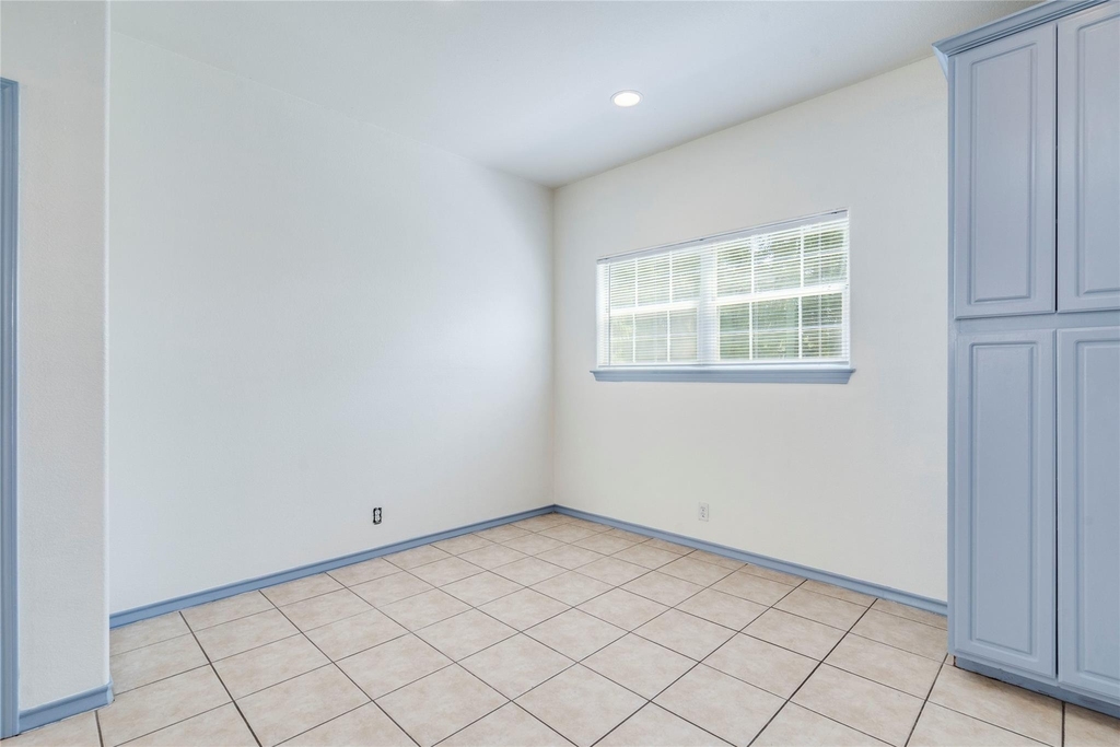 5503 Duval St - Photo 5
