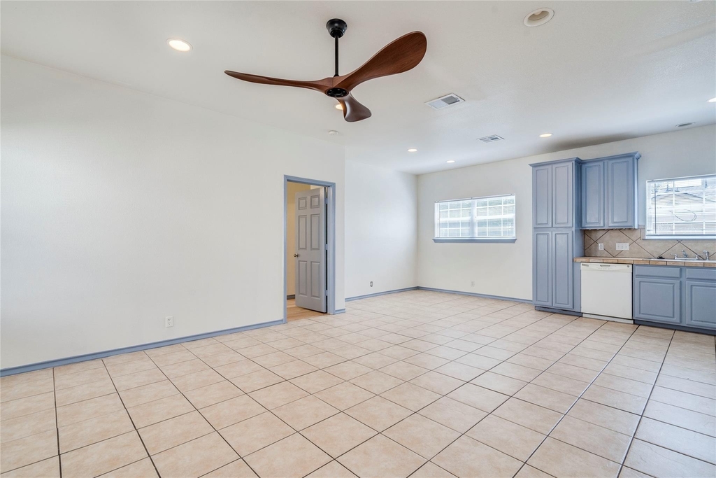 5503 Duval St - Photo 1