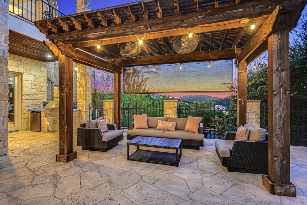 17110 Majestic Ridge Rd - Photo 30
