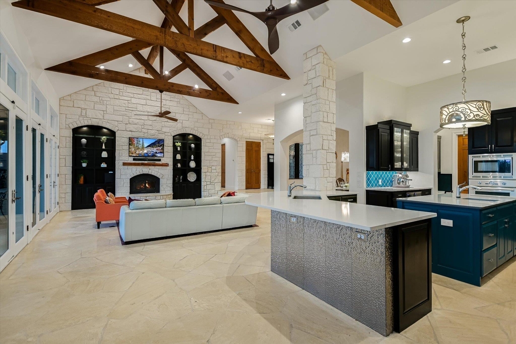 17110 Majestic Ridge Rd - Photo 11