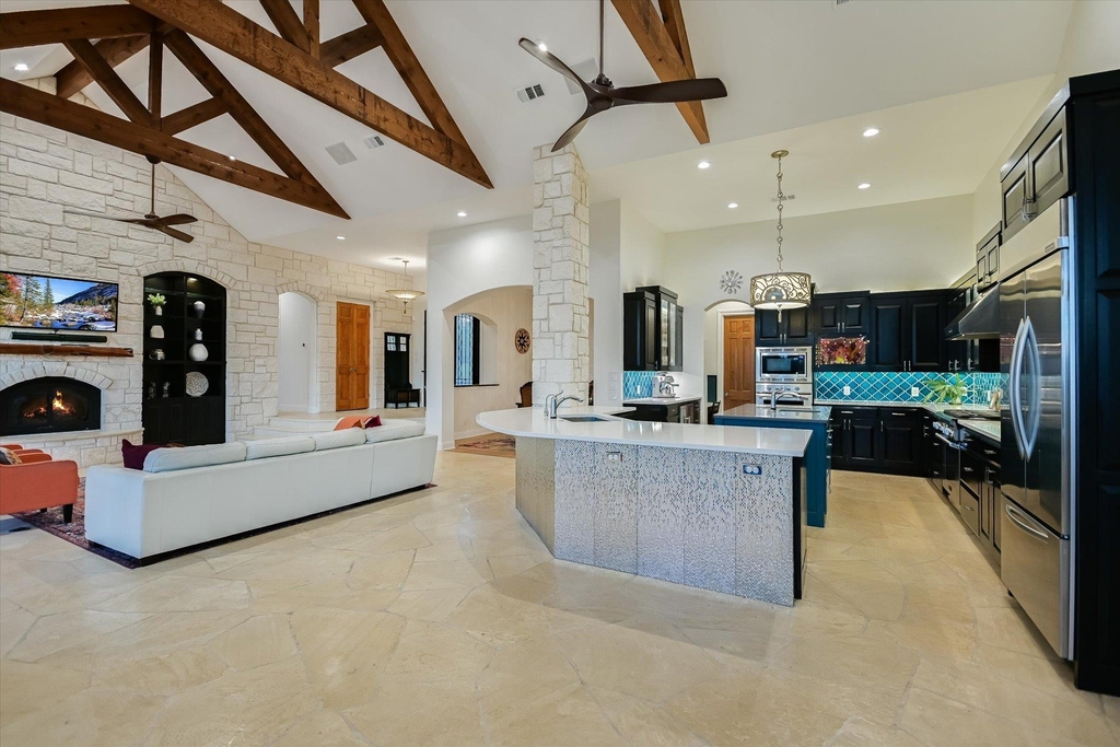 17110 Majestic Ridge Rd - Photo 6